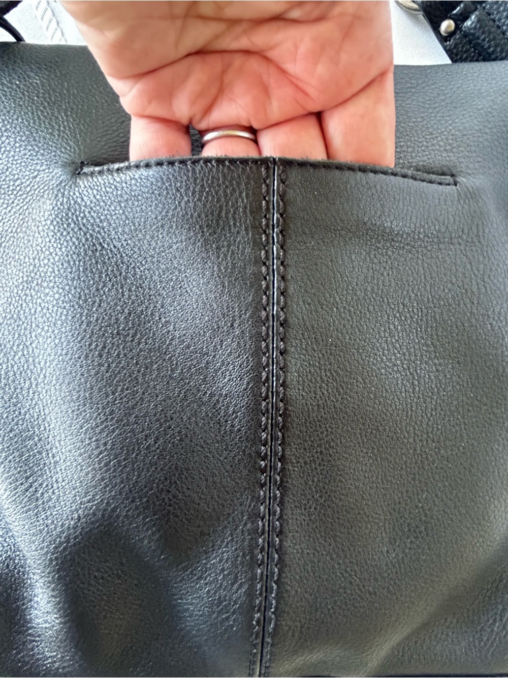 The Sak Silverlake Flap Crossbody Bag Black Pebbled Leather Purse Silver Studs - Picture 11 of 16